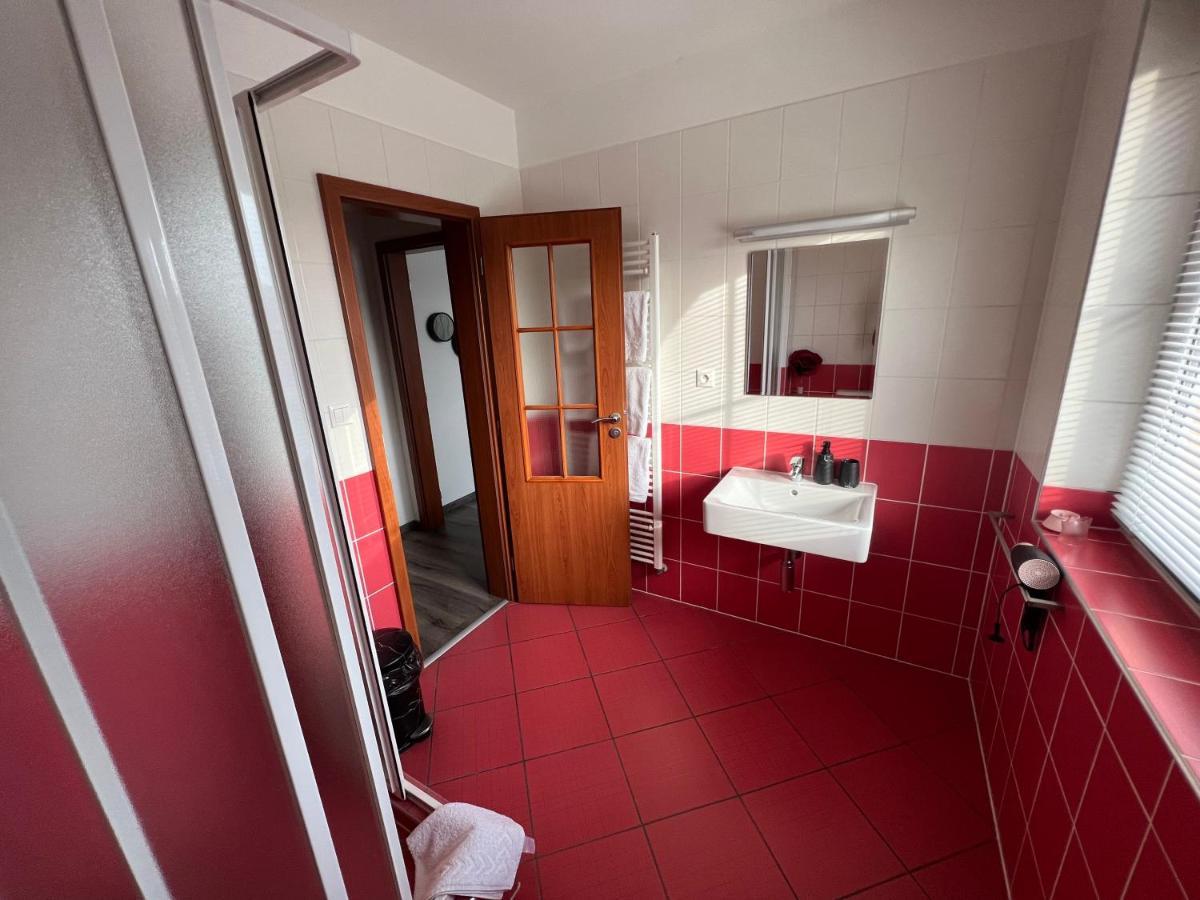 Restaurace Pyramida Otel Karlovy Vary Dış mekan fotoğraf